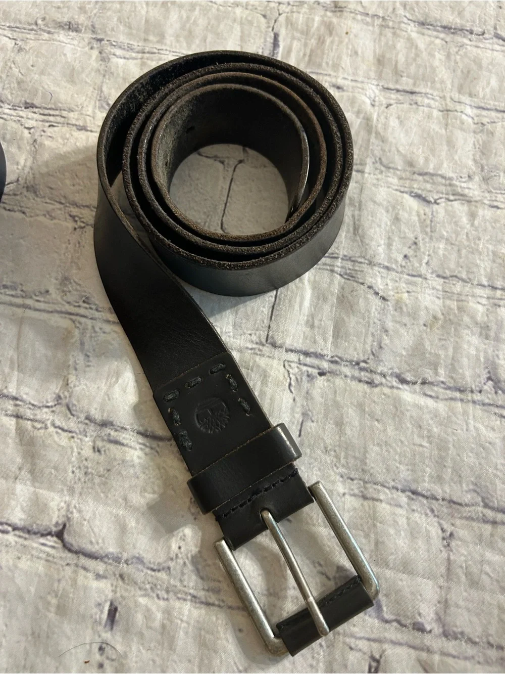 LUCKY BRAND INDIA MADE BLACK PRINT LEATHER & TIMBERLAND BLACK LEATHER 40
